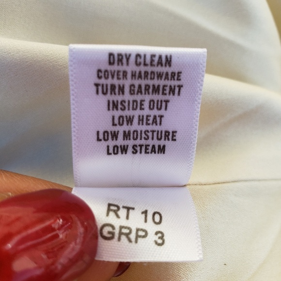 EUC ST. JOHN Silk Pleated Layer Top Brown/Cream 8 - Picture 7 of 7